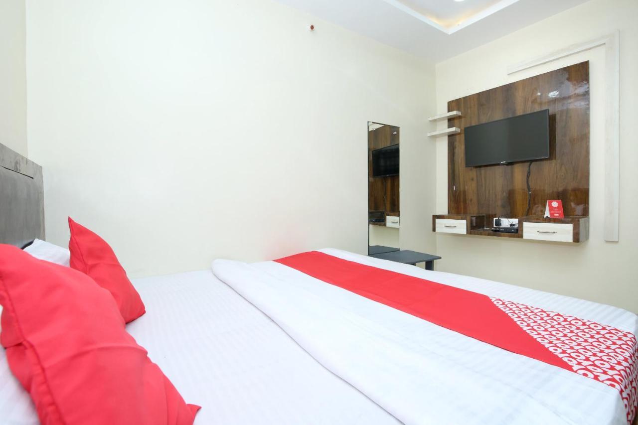 Oyo Flagship 27933 Hotel Green Valley Rāipur Kültér fotó