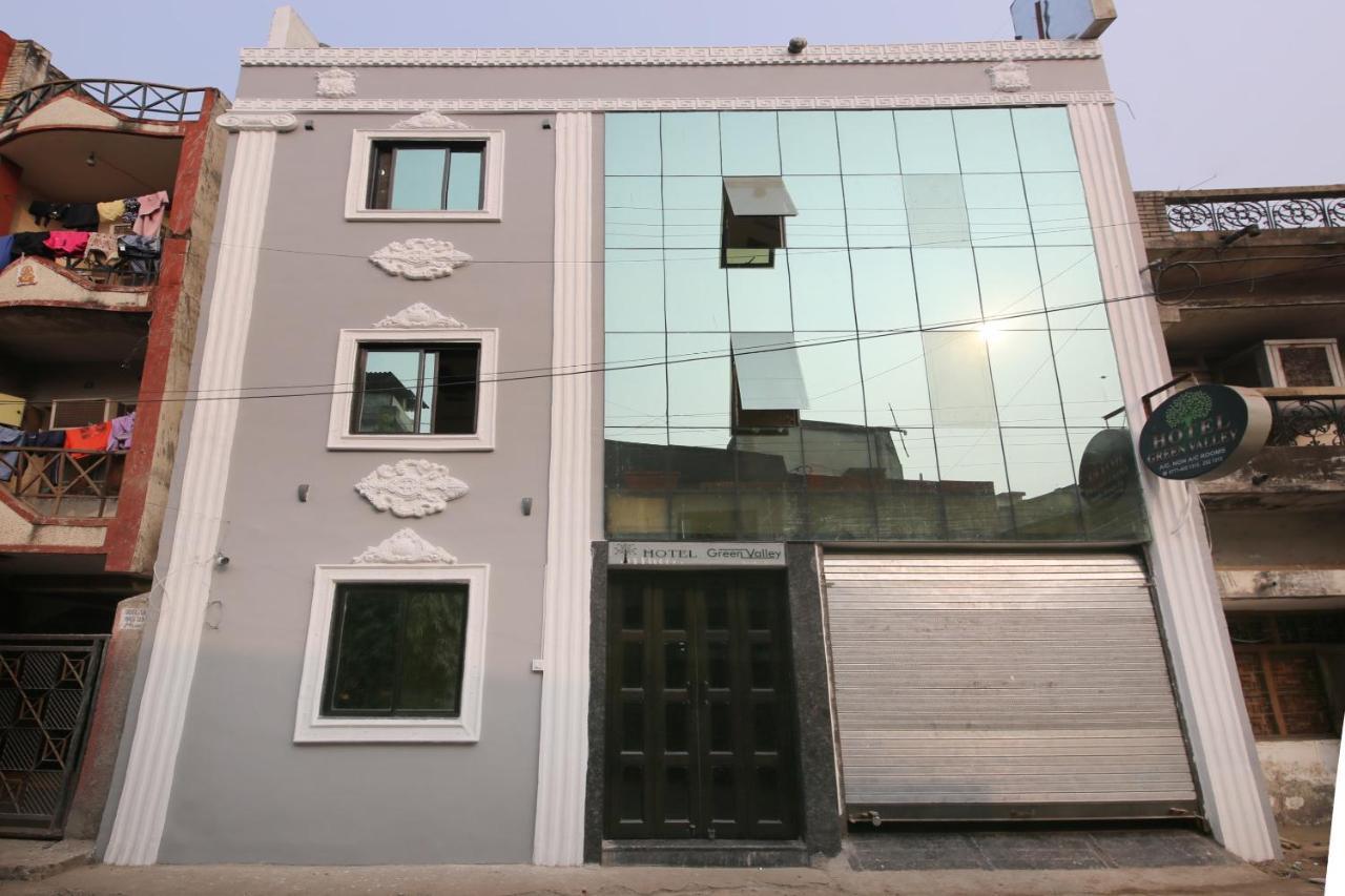 Oyo Flagship 27933 Hotel Green Valley Rāipur Kültér fotó