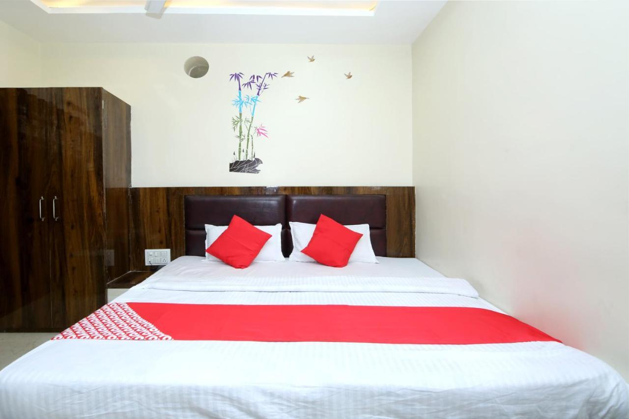 Oyo Flagship 27933 Hotel Green Valley Rāipur Kültér fotó