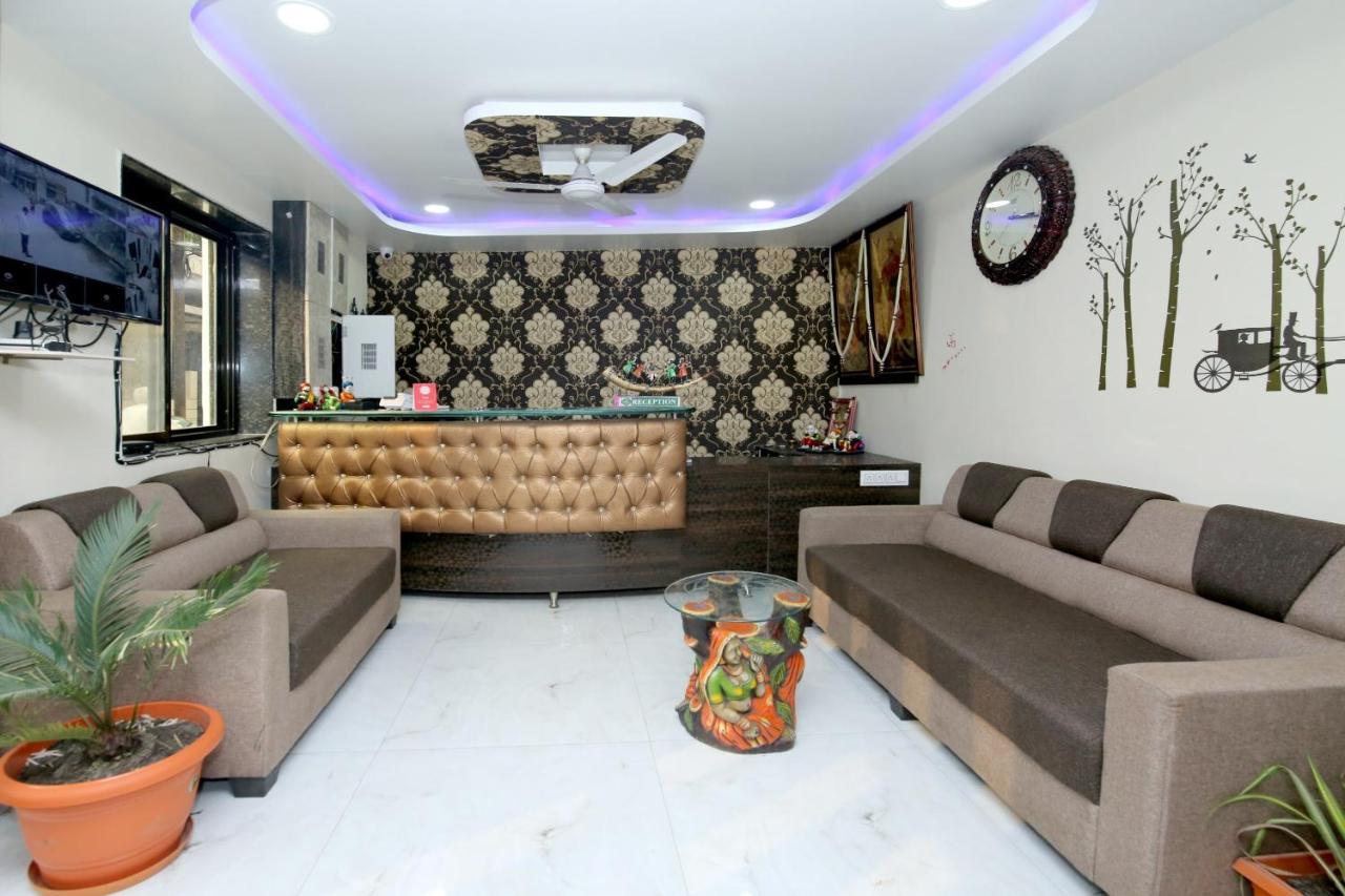 Oyo Flagship 27933 Hotel Green Valley Rāipur Kültér fotó